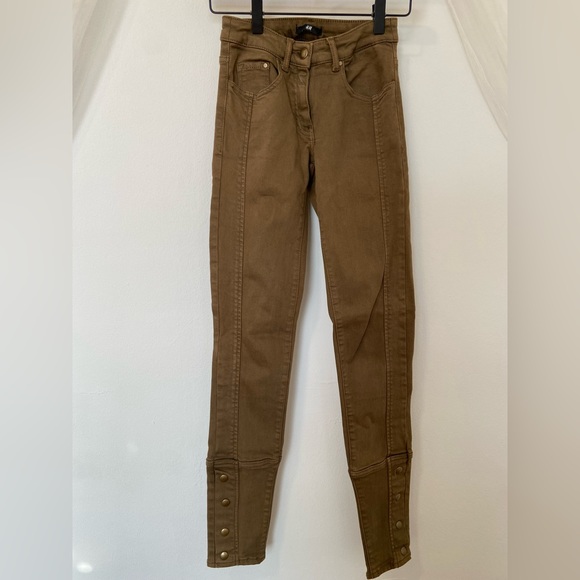 H&M Women’s Mid-Rise Skinny Jeans - Picture 3 of 8